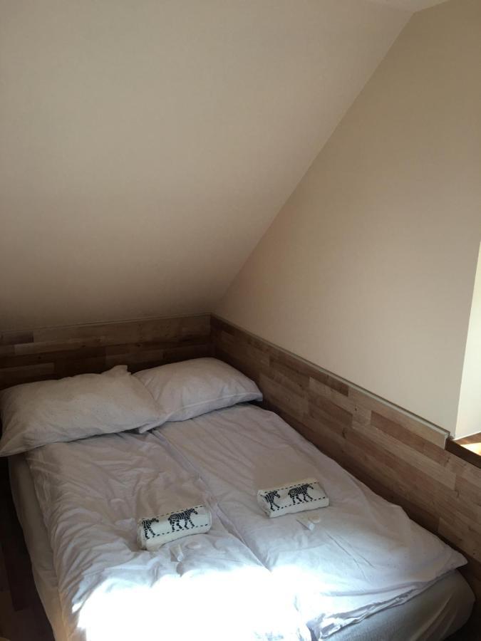 Gloria Nad Jeziorem Zywieckim Holiday home *
