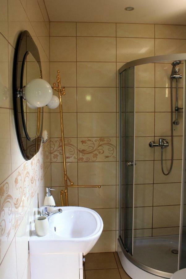 Gloria Nad Jeziorem Zywieckim Holiday home Zywiec